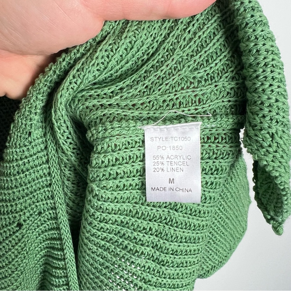 GiGiO Green Knit Sweater NWOT Women’s‎ Tunic Shirt - Picture 7 of 7